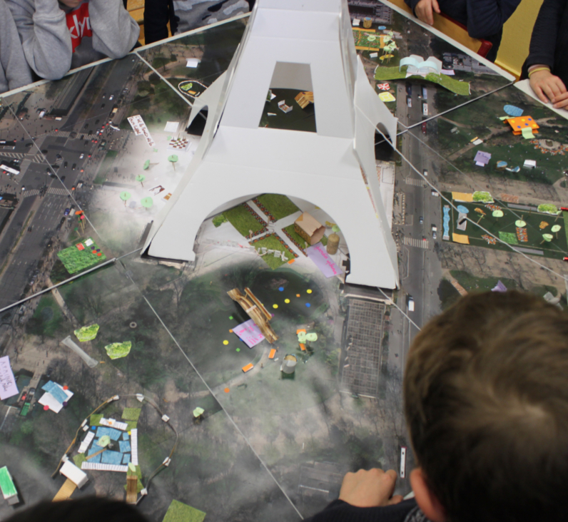 Aménagement des pieds de la Tour Eiffel, école élémentaire Boulanger, novembre 2018