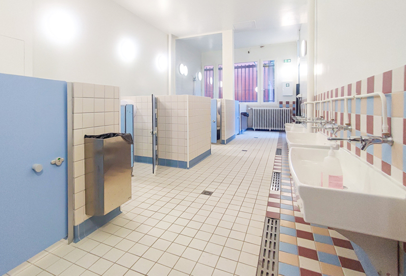 Sanitaires de l'école maternelle Joseph de Maistre